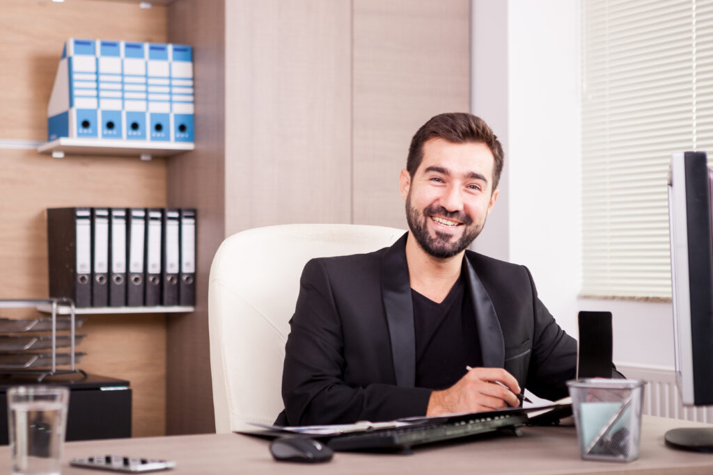 Ticaret Müdürü Ticaret Müdürü