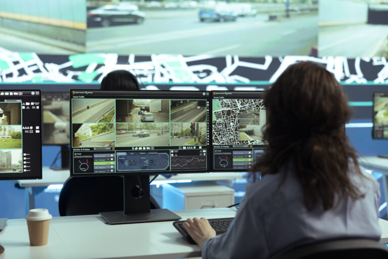CCTV Operatörü CCTV Operatörü